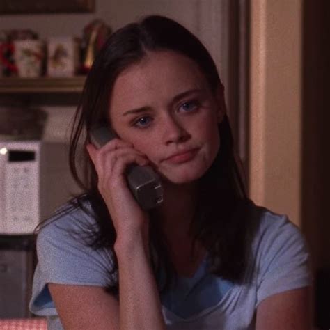 3 Rory Gilmore Icons Tumblr Gilmore Girls Girlmore Girls Rory Gilmore