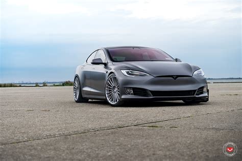 Tesla Model S Series 17 S17 04 Vossen Wheels