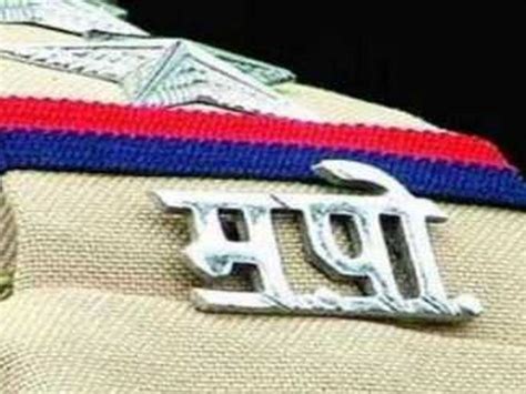 Shocking Cops Force Hostel Girls To Perform Naked In Jalgaon Lokmattimes