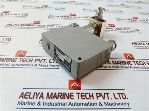 Trafag 8202 Pressure Transmitter - Aeliya Marine