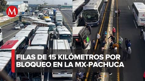 Transportistas bloquean carretera México Pachuca por los asaltos