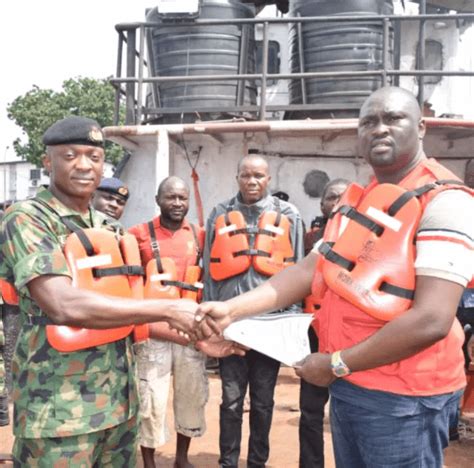 Navy Hands Over Suspected Oil Thieves Vessel To Efcc Ships And Ports