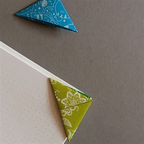 Easy Paper Origami Bookmarks