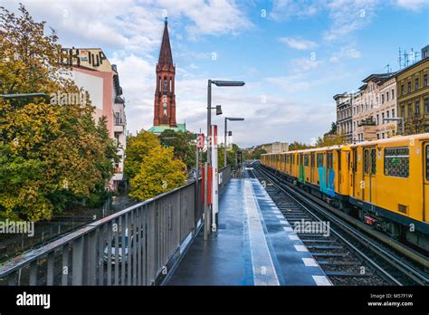 Grlitzer Bahnhof Hi Res Stock Photography And Images Alamy