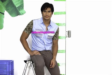 Hot Titans Piolo Pascual I Bench Summer Campaign