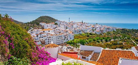 Descubramos juntos los pueblos de Andalucía más bonitos Renfe