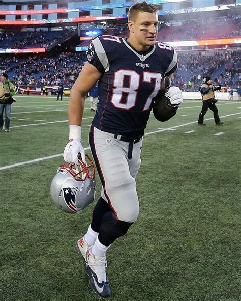 Rob Gronkowski 8x10 Photo New England Patriots Picture Nfl Football