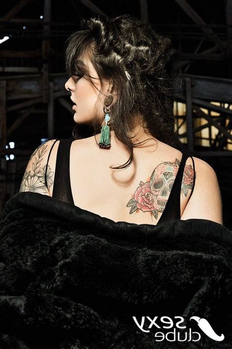 A atriz pornô Dread Hot é capa da Revista Sexy do mês de Setembro 2019