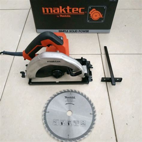 Jual Mesin Gergaji Potong Pemotong Kayu Circular Saw Maktec MT583 MT