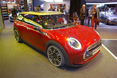 Mini Clubman Concept Debuts In Geneva