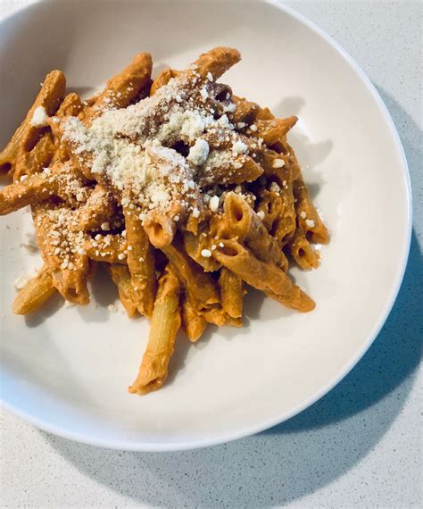 Penne Pasta With Creamy Cashew Tomato Sauce Clyde S Corner