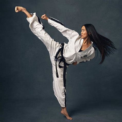 Pin On Artes Marciales Martial Arts Photography Martial Arts Women Female Martial Artists