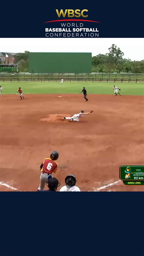 투수도 다이빙캐치 할 수 있어요 네 가능합니다 Wbsc 세계야구소프트볼연맹 U12야구월드컵 야구월드컵 다이빙캐치