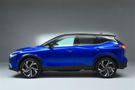 nissan qashqai 2021 Qashqai revealed motor1 sharper tech autoblog shifting autodevot nayak ...