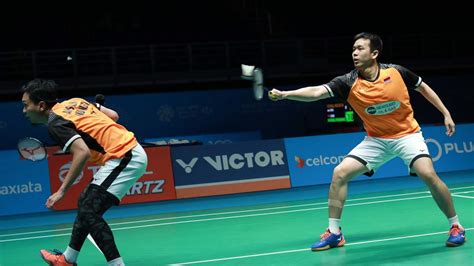 Bekuk Ganda Tuan Rumah Ahsan Hendra Tembus Perempat Final Malaysia