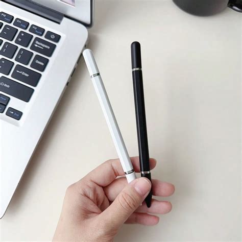 Stylo tactile pouvant être fixé sur un écran capacitif Compatible avec