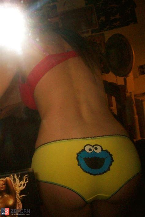 LiLMissWet From MyDiscreetSpace Dot ZB Porn