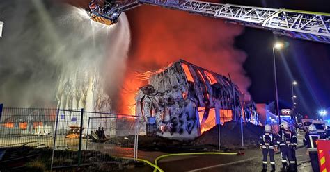 nrw aktuell tv Großbrand zerstört Fabrikgebäude in Gelsenkirchen