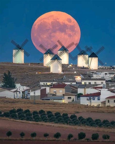 Jp On Twitter As Se Apreci La Impresionante Primera Luna Llena