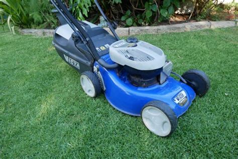 Victa Power Torque Vs160 19 Inch Wide Cut 4 Blade Mower Lawn Mowers