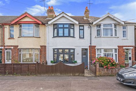 2 Bed Terraced House For Sale In Downs Park Crescent Totton