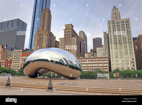 Chicago Illinois Usa June 23 2018 The Cloud Gate Also Known As