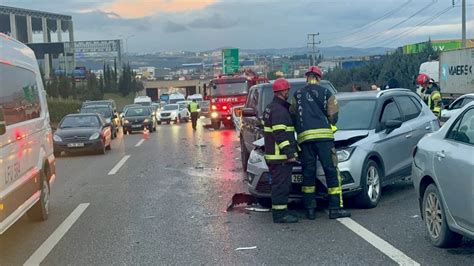 Kocaeli Gebze De Zincirleme Trafik Kazas L Yaral Son Dakika