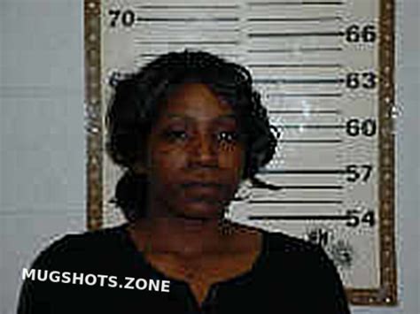 Saunders Zyra Lyn Belmont County Mugshots Zone