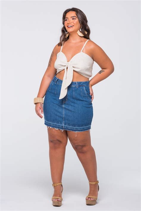 Saia Jeans Hot Pants Detalhes na Barra Geração Moderna