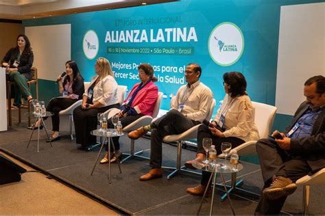 Funcolombiana participó en el º foro latinoamericano de Alianza Latina Sao Paulo Brasil