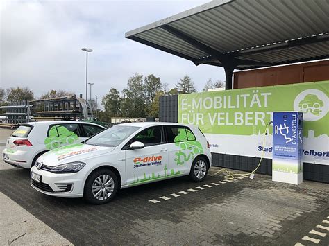 Ladenetz für E Autos in Velbert wächst Stadtwerke Velbert installieren