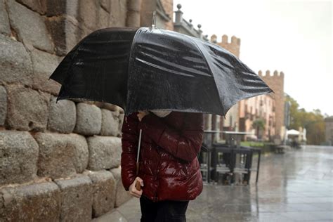 Borrasca B Rbara El Temporal Mantiene A Siete Comunidades En Alerta