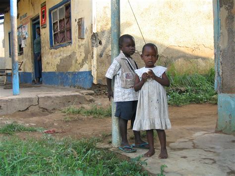 Foto gratis Niños de África 1 para descargar | FreeImages