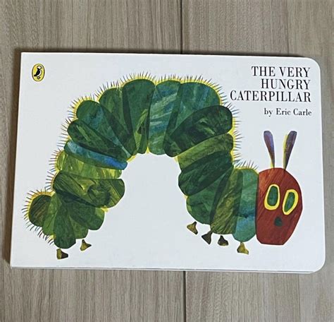 英語絵本 しかけ絵本 The Very Hungry Caterpillar メルカリ