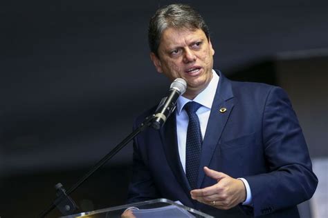 Tarcísio Diz Que Nunca Foi Radical E Rejeição De Mulheres A Bolsonaro