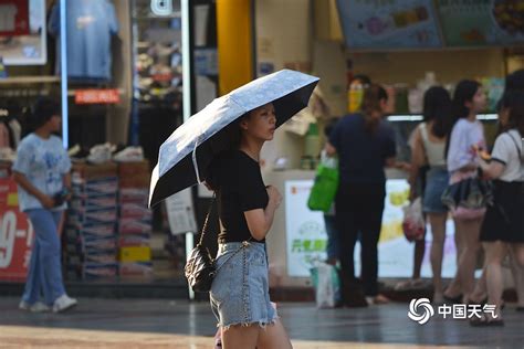 小心中暑！重庆今年首个高温红色预警信号生效中 天气图集 中国天气网