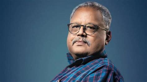 Rakesh Jhunjhunwala The Big Bull Who Started With Rs 5 000 And Rose