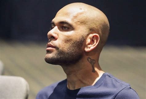 Exame Dna Comprova S Men De Daniel Alves Encontrado Dentro Da V Tima