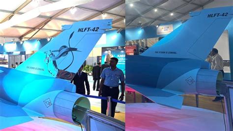 Aero Show HAL न नए टरनग एयरकफट HLFT 42 स हटई हनमन क तसवर