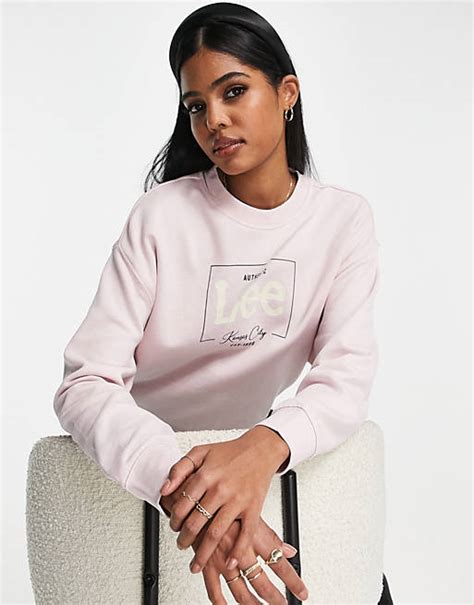 Lee Crew Neck Sweatshirt In Light Pink Asos