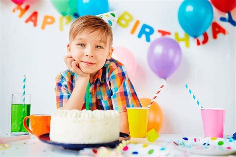 Что подарить мальчику на 8 лет?