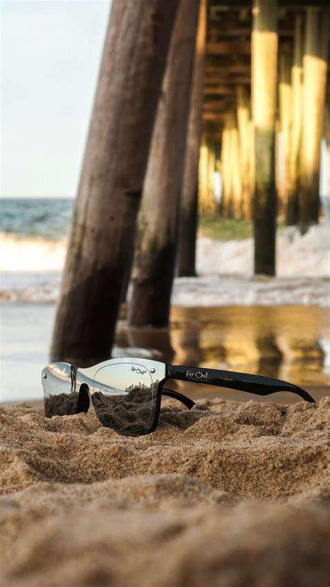 Chrome Lens Frameless Sunglasses – Far Out Sunglasses