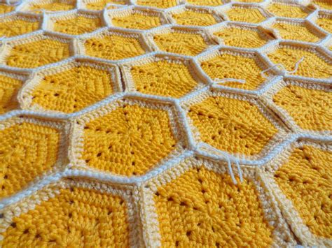 Crochet Tutorial Bee Happy Honeycomb Baby Blanket Free Pattern