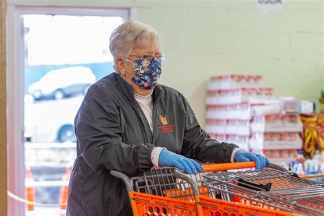 Volunteering Southeastern Massachusetts | Fall River Food Pantry