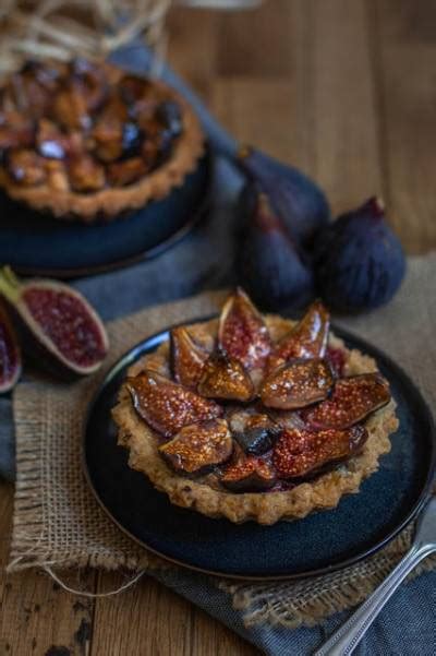 Tartelettes véganes aux figues et amandes