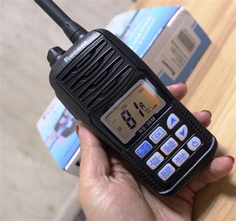 New Waterproof Ip Rs M Handheld Flashing Vhf Marine Transceiver