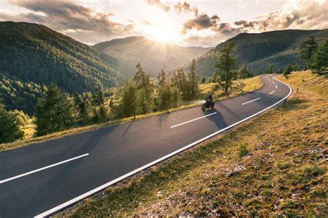 Consejos Para Recorrer La Ruta Del Silencio En Moto VERTI