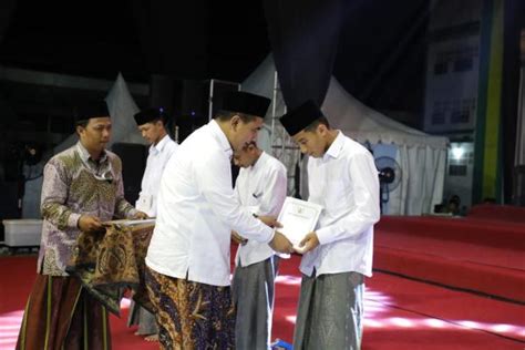 Pemprov Jateng Salurkan Bisyaroh Bagi Penghafal Al Qur An