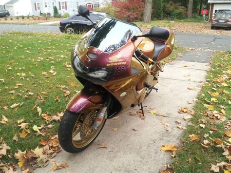 1999 Honda CBR 900rr Custom Flip flop Paint, for sale on 2040-motos