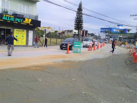 Obra Altera Tr Nsito No Centro De Navegantes Jornal Nos Bairros